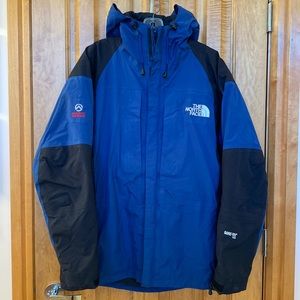 Men’s ski/winter coat.